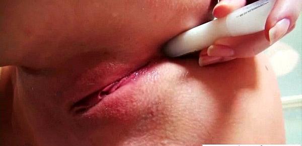  Lonely Girl (summer) Insert In Her Holes All Kind Of Stuffs mov-30